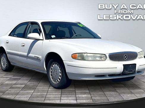 Used 2001 Buick Century Limited w/ Luxury Pkg FWD image 1