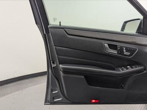 Used 2016 Mercedes-Benz E 350 E 350 SPORT image 12