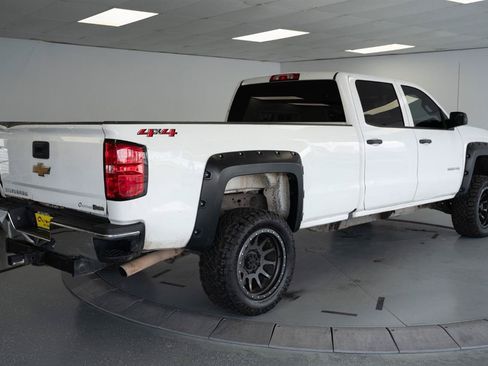 Used 2018 Chevrolet Silverado 2500 W/T w/ Snow Plow Prep Package AWD/4WD image 7