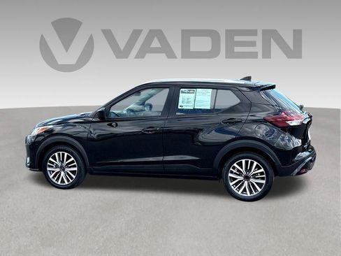 Used 2024 Nissan Kicks SV FWD image 29