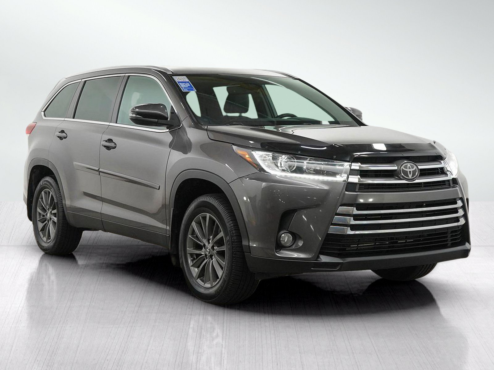 Used 2019 Toyota Highlander XLE AWD/4WD image 7