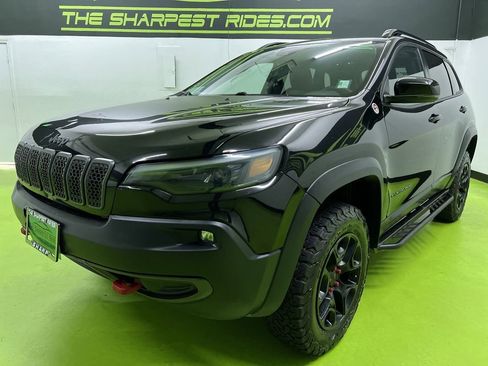 Used 2022 Jeep Cherokee Trailhawk w/ Sound & Nav Group AWD/4WD image 5