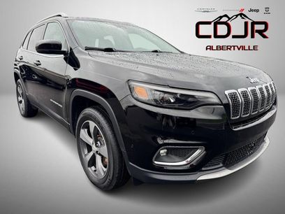 Used 2019 Jeep Cherokee Limited w/ Technology Group