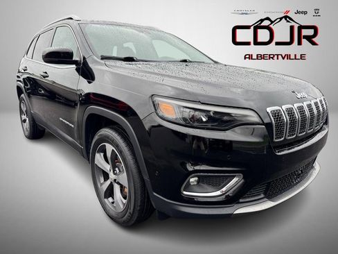 Used 2019 Jeep Cherokee Limited w/ Technology Group image 1
