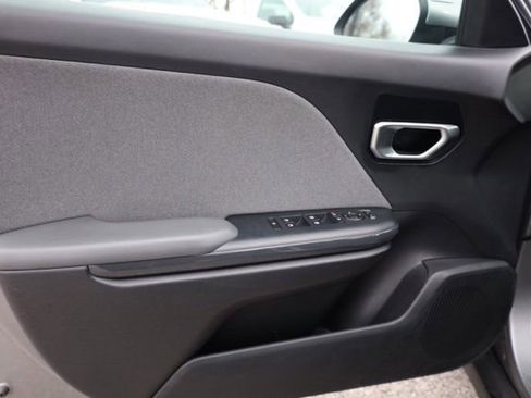 Certified 2025 Kia K4 EX image 22