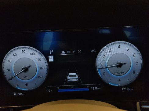 Used 2024 Hyundai Elantra SEL FWD image 23