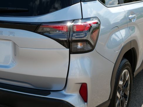 Certified 2026 Subaru Forester Premium AWD/4WD image 17
