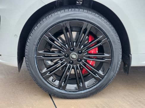 Certified 2024 Land Rover Range Rover Sport Dynamic SE image 11