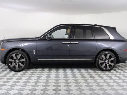 Certified 2024 Rolls-Royce Cullinan image 3