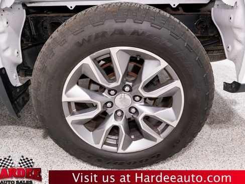 Used 2021 Chevrolet Silverado 1500 W/T w/ WT Fleet Convenience Package AWD/4WD image 10
