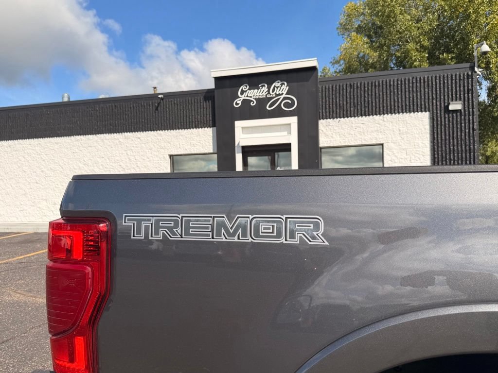 Used 2022 Ford F250 Lariat w/ Tremor Off-Road Package AWD/4WD image 18
