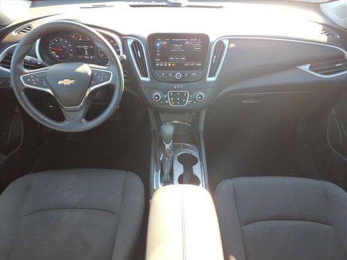 Used 2024 Chevrolet Malibu LT image 13