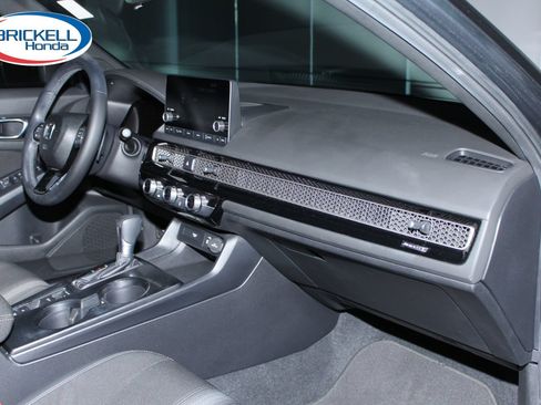 Used 2024 Honda Civic Sport image 14
