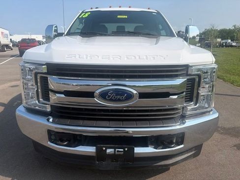 Used 2018 Ford F350 XLT AWD/4WD image 3