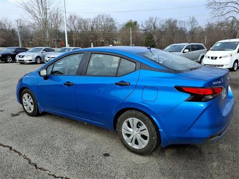 Used 2021 Nissan Versa S image 4