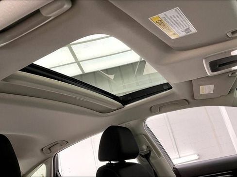 Used 2022 Honda Civic EX image 13