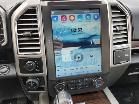 Used 2016 Ford F150 Lariat image 34