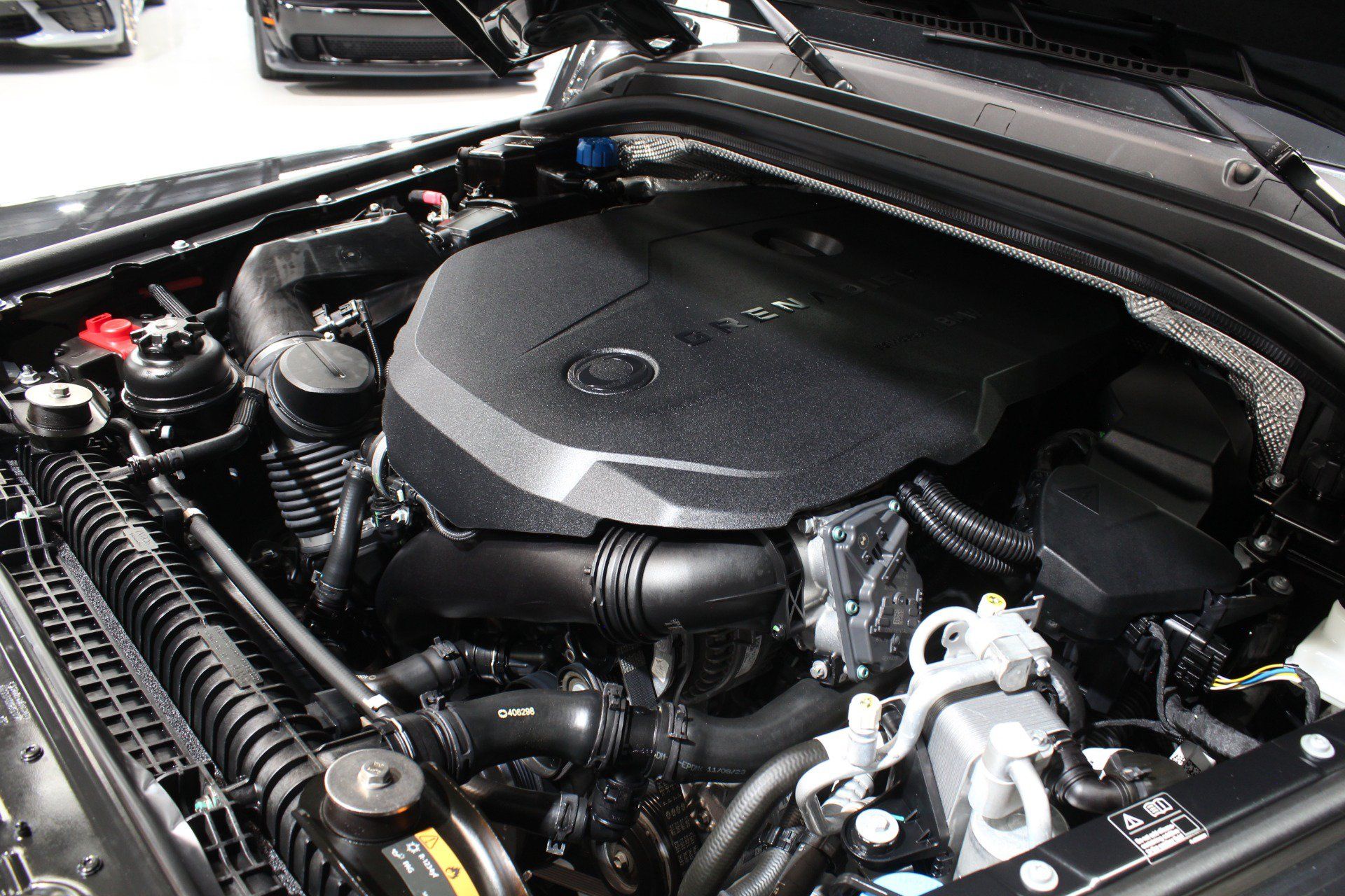 Used 2024 INEOS Grenadier Station Wagon AWD/4WD image 27
