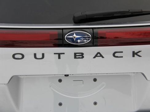 New 2026 Subaru Outback Limited AWD/4WD image 8