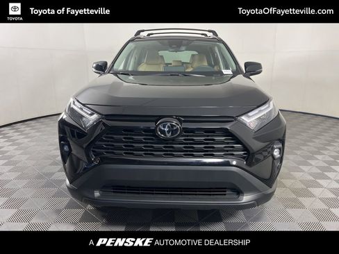 Certified 2025 Toyota RAV4 XLE Premium image 7