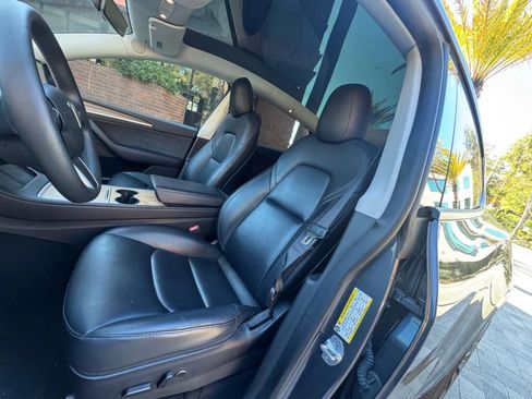 Used 2024 Tesla Model Y Performance AWD/4WD image 12