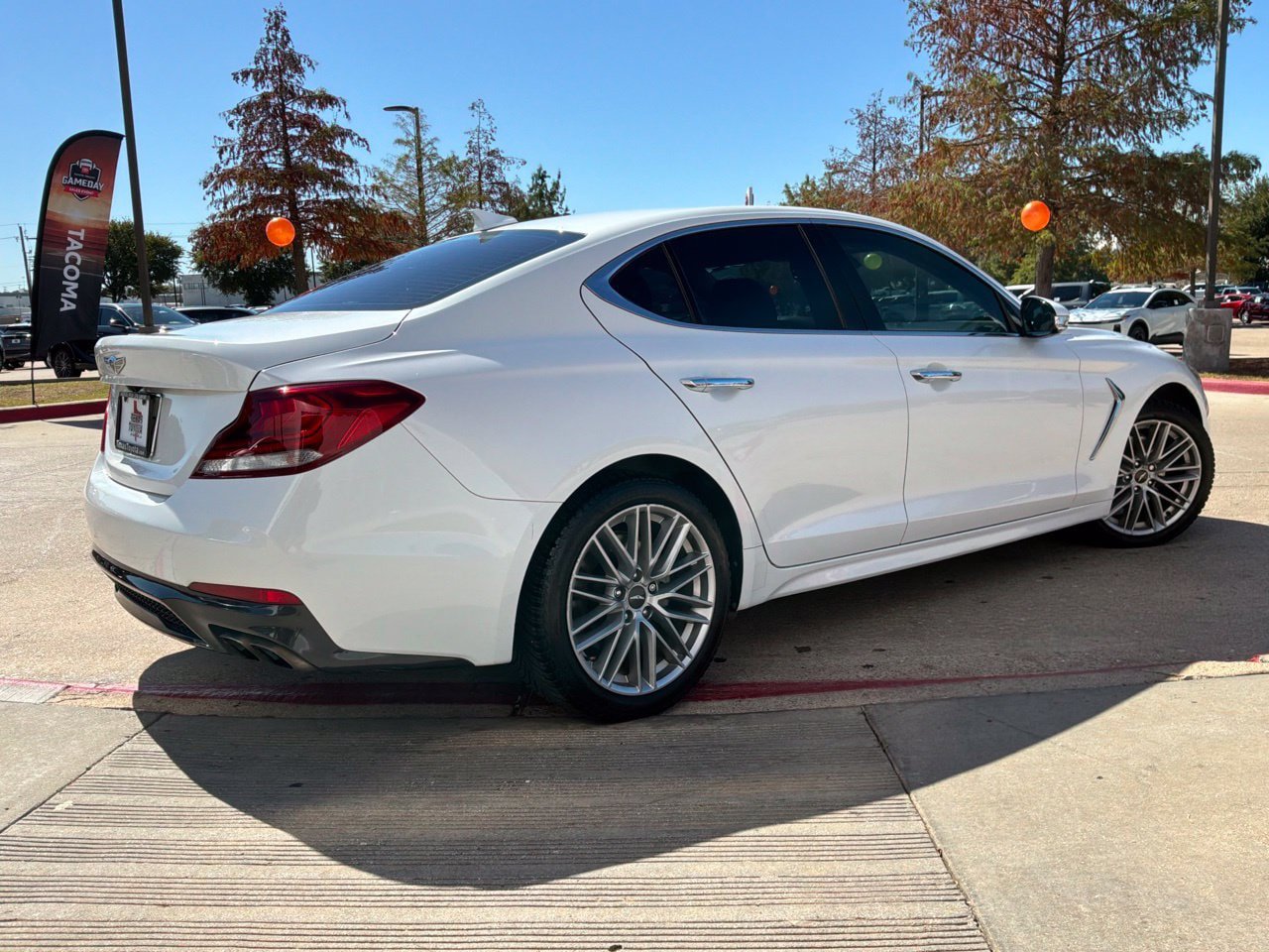 Used 2021 Genesis G70 2.0T RWD image 6
