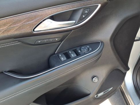 Used 2023 Buick Envision Avenir AWD/4WD image 19