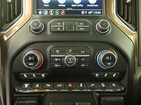 Used 2022 Chevrolet Silverado 2500 High Country w/ Z71 Off-Road Package image 30