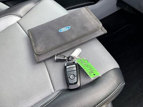 Used 2021 Ford F150 Lariat w/ Equipment Group 502A High image 11