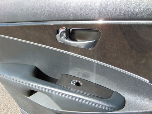 Used 2017 Kia Sorento LX image 23