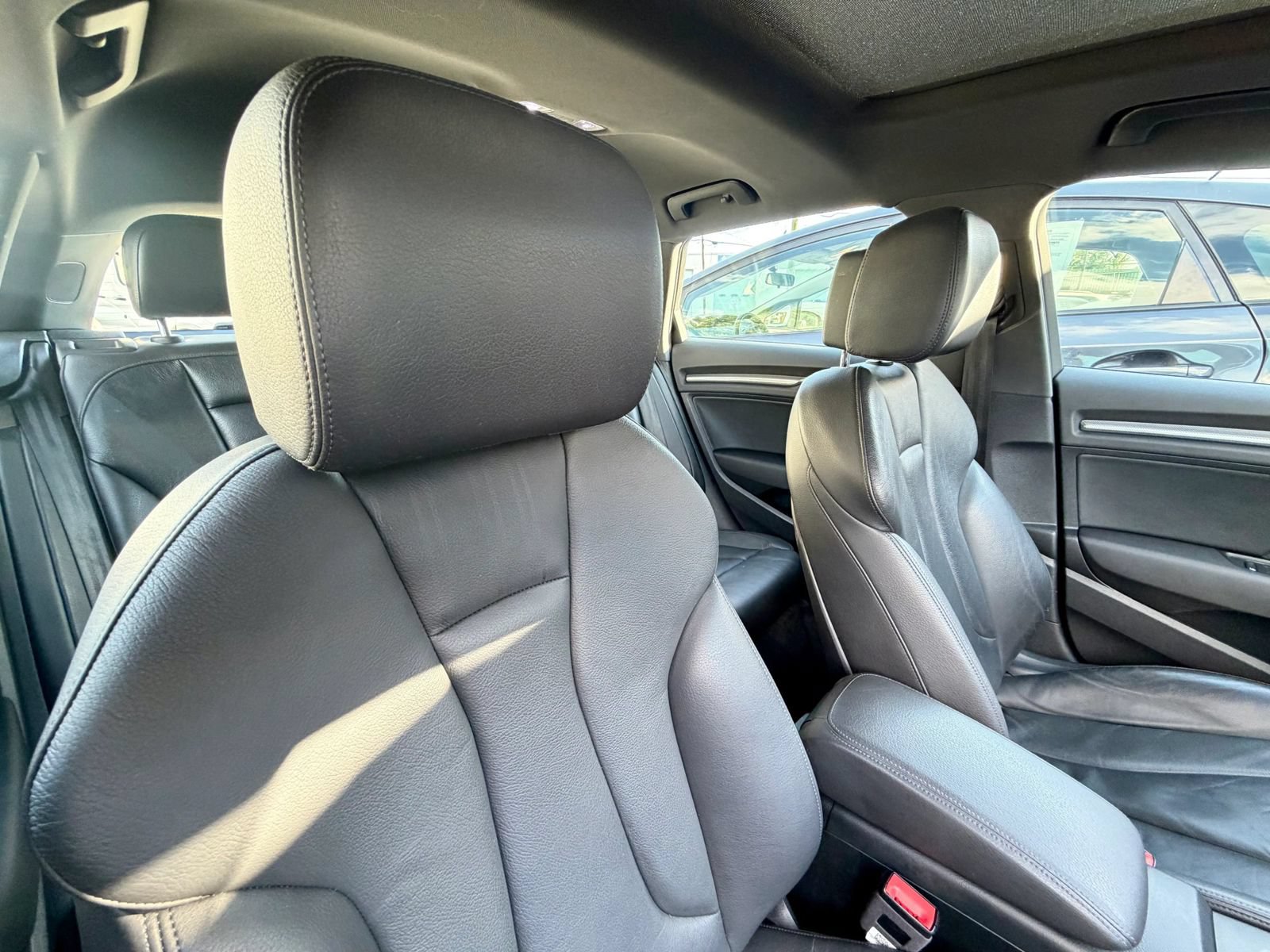 Used 2017 Audi A3 e-tron Premium Plus w/ Technology Package FWD image 49