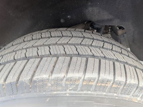 Used 2018 GMC Yukon XL Denali w/ Open Road Package image 9