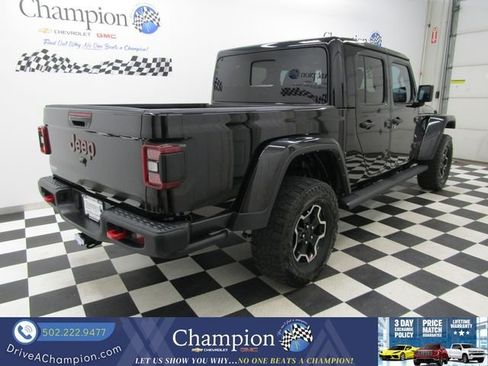 Used 2023 Jeep Gladiator Rubicon w/ LED Lighting Group AWD/4WD image 13