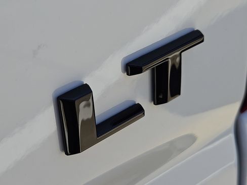 New 2026 Chevrolet Silverado 1500 LT Trail Boss w/ LPO, Dark Essentials Package AWD/4WD image 15