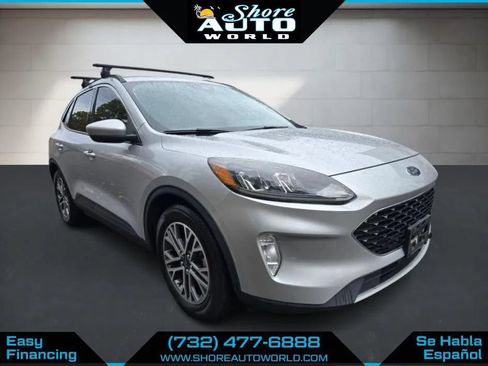 Used 2020 Ford Escape SEL FWD image 3