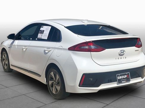 Used 2017 Hyundai Ioniq SEL FWD image 12