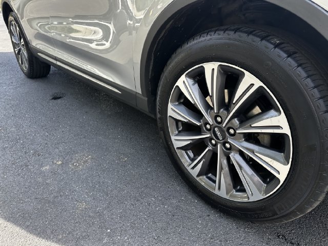 Certified 2020 Lincoln Corsair Reserve w/ Equipment Group 202A AWD/4WD image 11