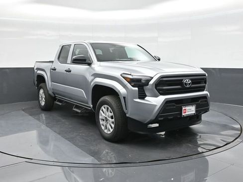 Used 2026 Toyota Tacoma SR AWD/4WD image 22