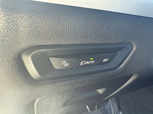 Used 2024 BMW X5 sDrive40i w/ M Sport Package RWD image 24