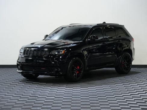 Used 2021 Jeep Grand Cherokee SRT AWD/4WD image 3