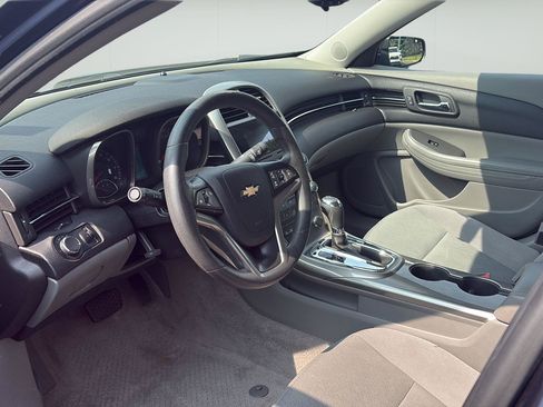 Used 2013 Chevrolet Malibu LS w/ Protection Package FWD image 6