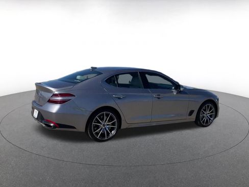 Used 2025 Genesis G70 2.5T image 15