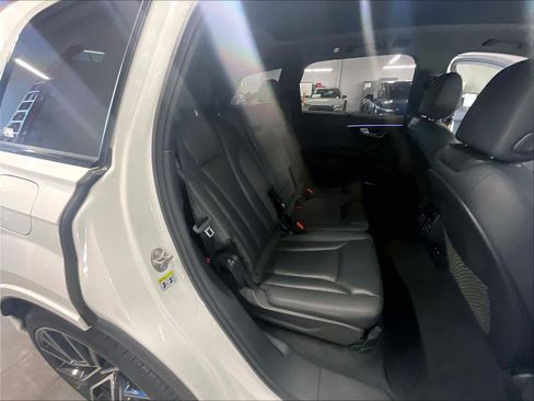 Used 2023 Audi Q7 3.0T Prestige w/ Prestige Package AWD/4WD image 26