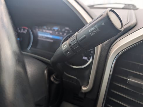 Certified 2022 Ford F450 Lariat w/ Lariat Value Package AWD/4WD image 32