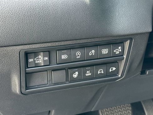 Used 2022 Toyota Tundra Limited RWD image 15