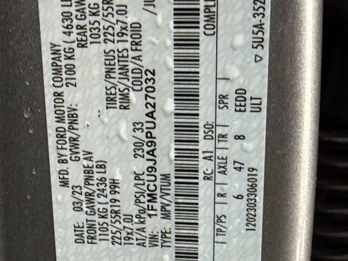 Used 2023 Ford Escape Platinum image 44