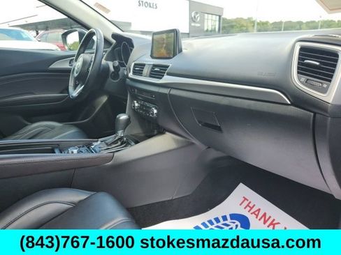 Used 2017 MAZDA MAZDA3 Touring FWD image 25