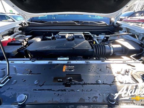 Used 2024 Chevrolet Colorado ZR2 w/ ZR2 Bison Edition image 21