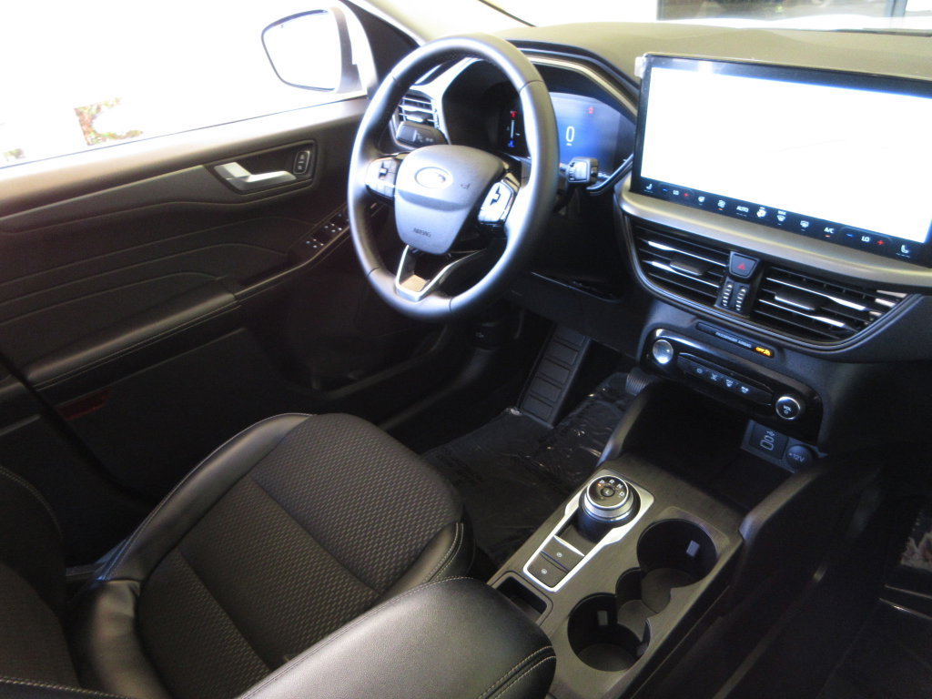 Used 2025 Ford Escape SE FWD image 22