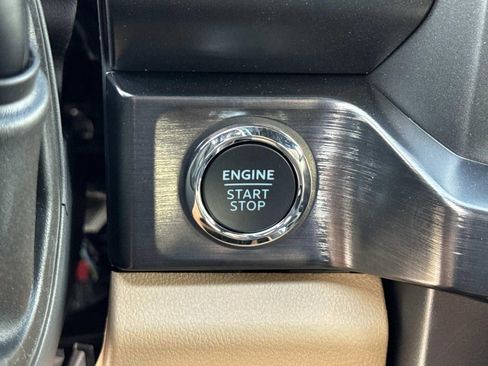 New 2025 Ford F250 Lariat w/ Chrome Package image 16